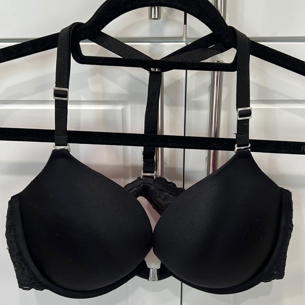 Victoria’s Secret heartbreaker plunge, push-up, PINK, 34D black